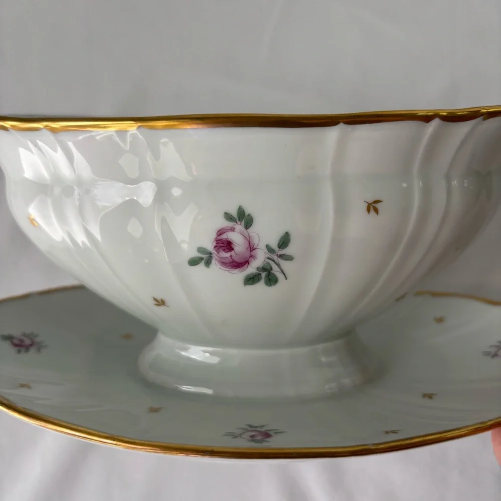 Bing & Grondahl vintage gravy